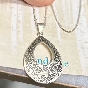 ‼️RARE‼️🎸SUNDANCE🎸🔥NWT🔥Blue Lotus Necklace